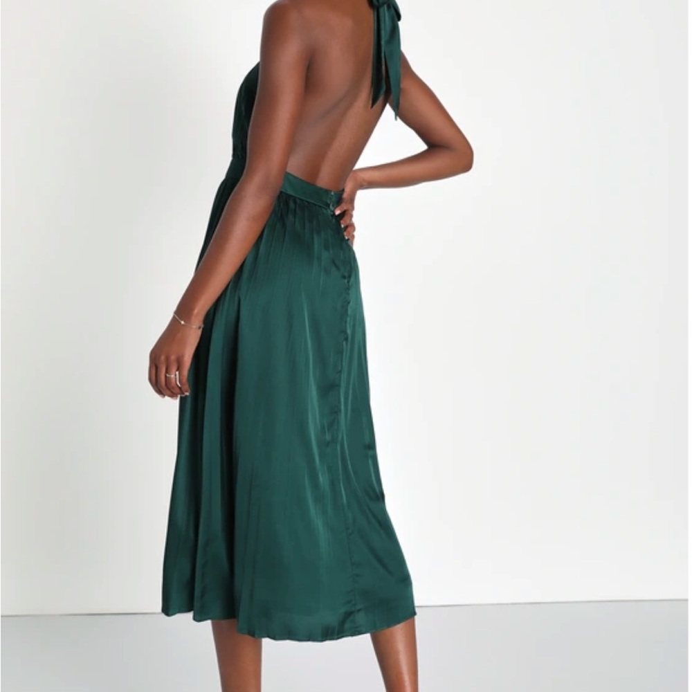 Lulu’s Halter Neck Emerald Green Midi Dress - Picture 2 of 2